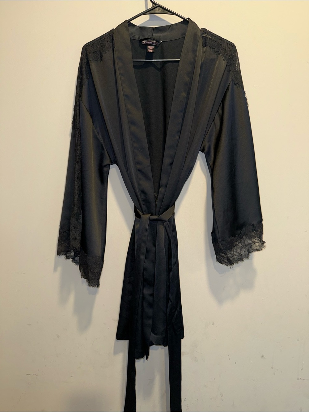 Victoria's Secret Black Satin Lace-Trim Kimono Robe